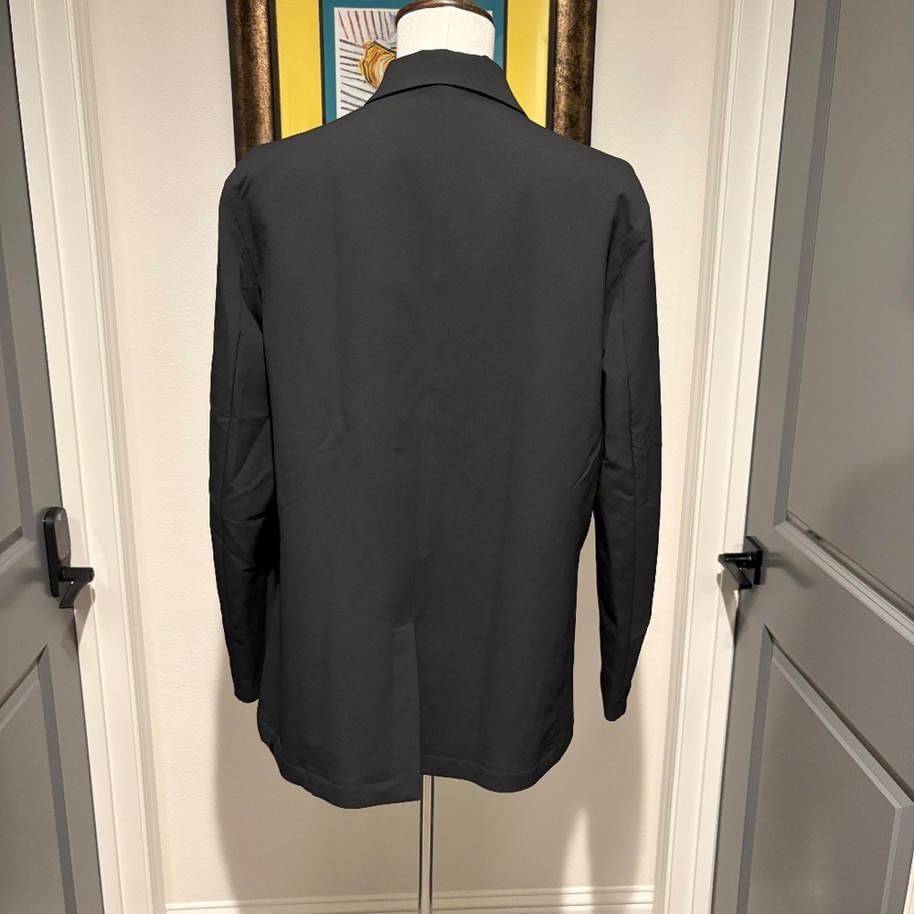Lululemon Mens Sport Coat - Picture 3 of 4